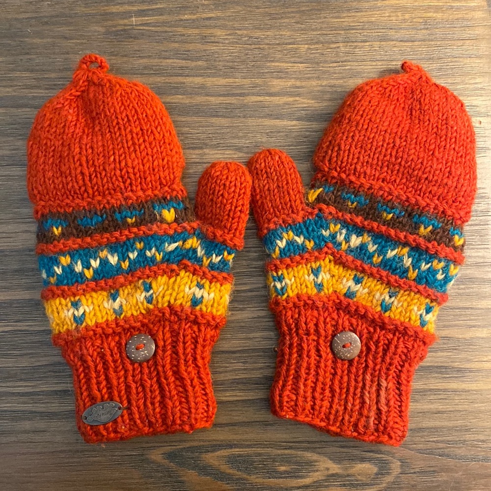 Turtle Fur knit gloves with mitten toppers